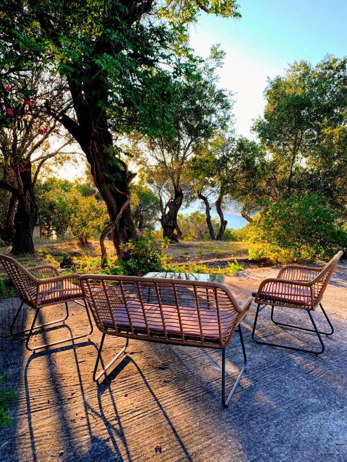 Nisaki Mathraki B&B מראה חיצוני תמונה