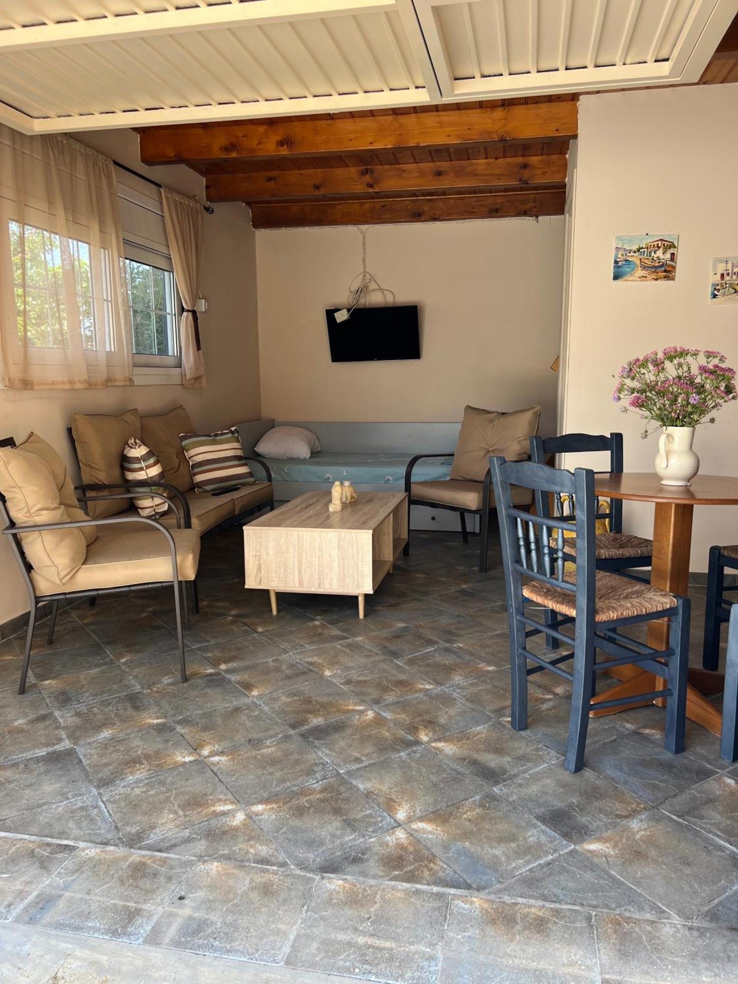 Nisaki Mathraki B&B מראה חיצוני תמונה