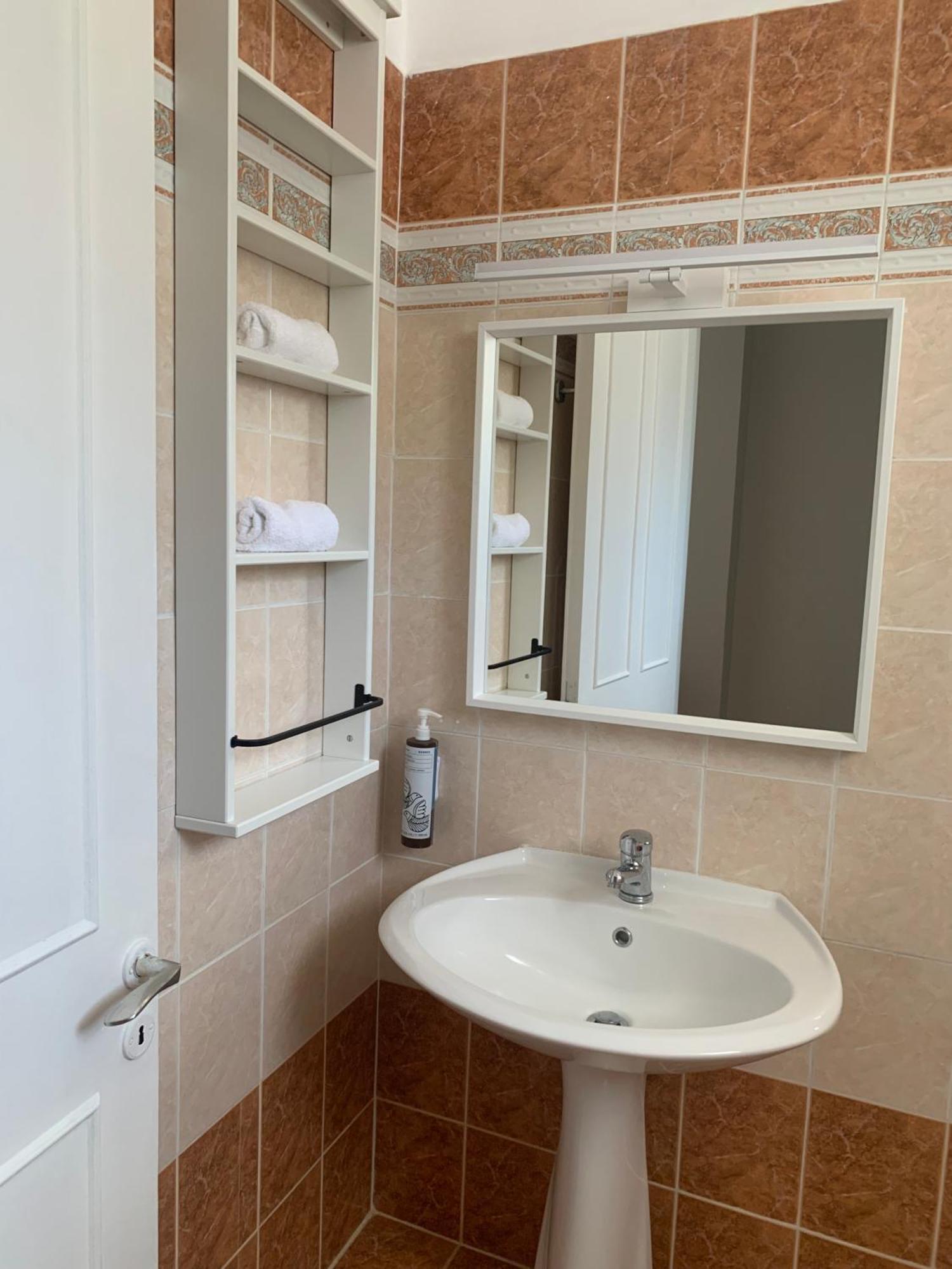 Nisaki Mathraki B&B חדר תמונה